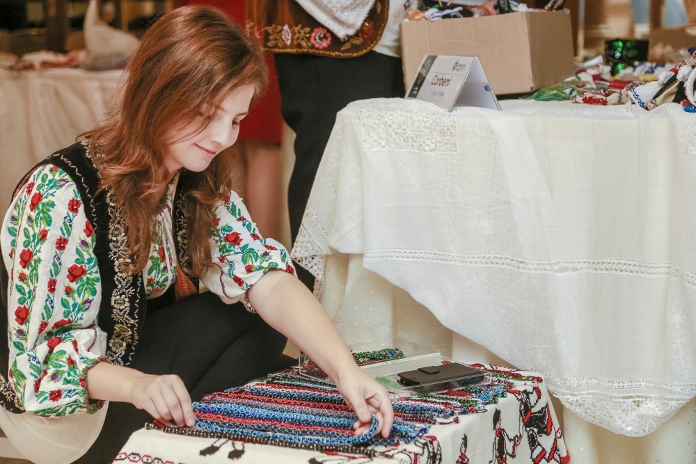 Impletituri si cusaturi din Corbeni